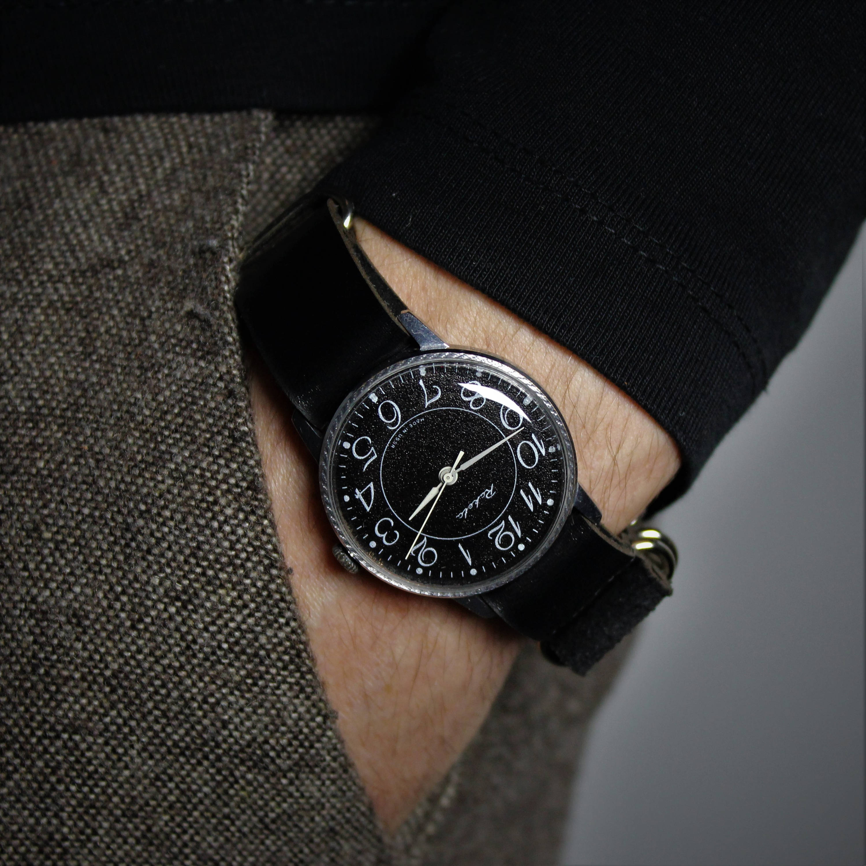 Black watch, vintage watch, Raketa watch, unisex watch, women watch, mens watch, minimalist watch, black dial, soviet watch, wrist watch