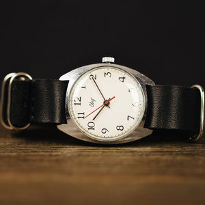Very rare soviet vintage unisex wrist watch Svet with leather nato strap