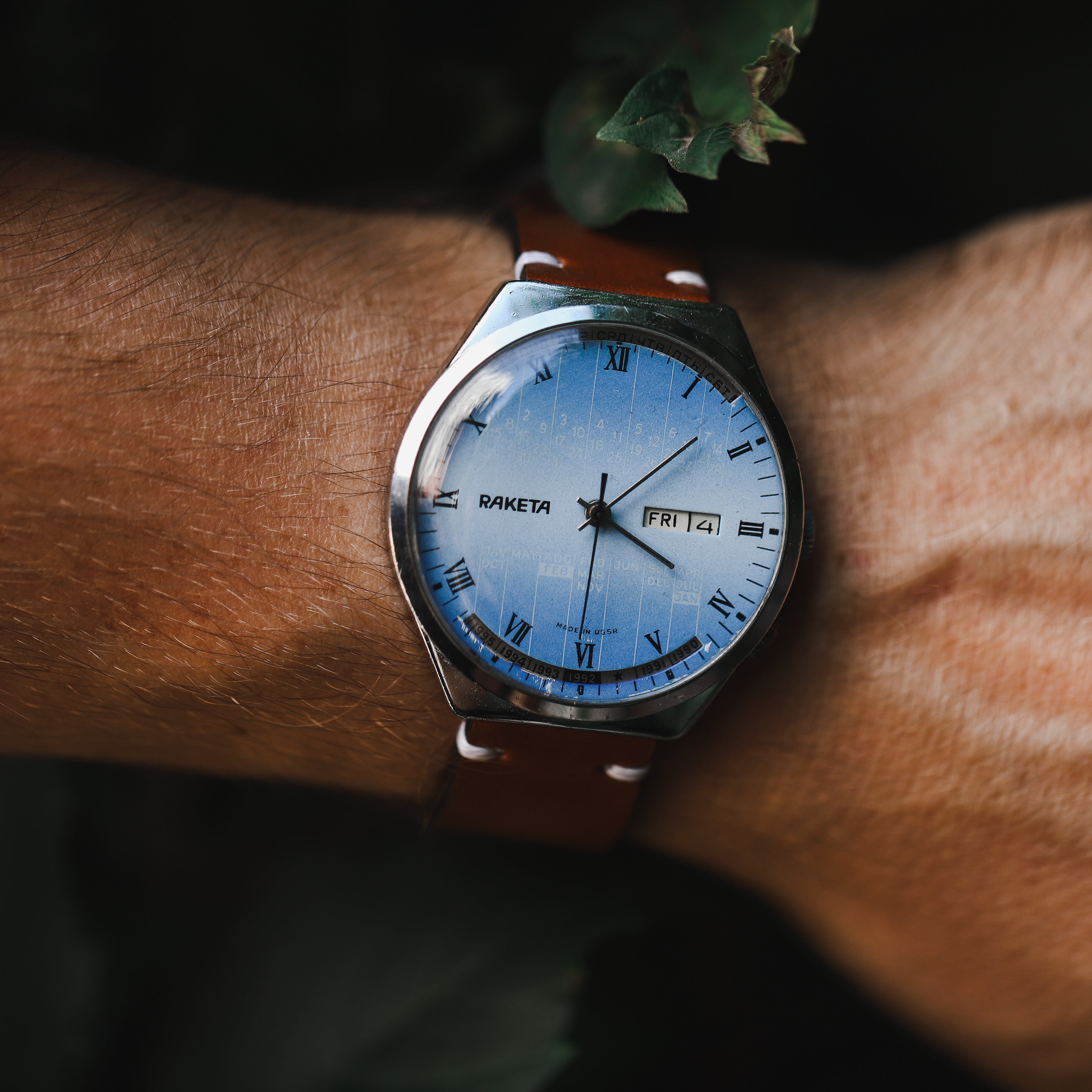 Men's mechanical vintage soviet wrist watch Raketa with leather nato strap